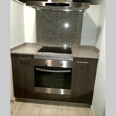 Disfrute De Sus Vacaciones Con Wifi En El Puerto De Apartment