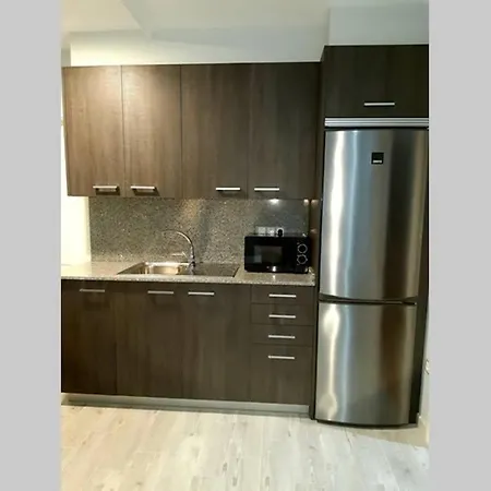 Disfrute De Sus Vacaciones Con Wifi En El Puerto De Apartment